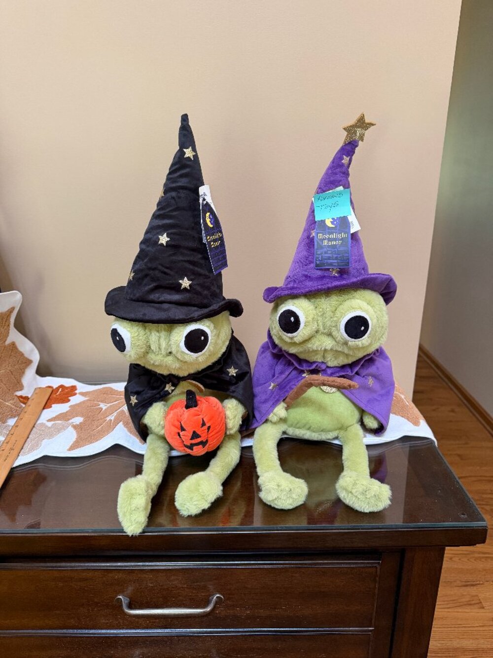 Moonlight Manor Wizard & Pumpkin Frogs U PICK  Purple /Black Capes Halloween NWT